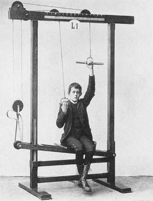 Вытяжение позвоночника на аппарате Цандера. (wikipedia.org) 5.jpg