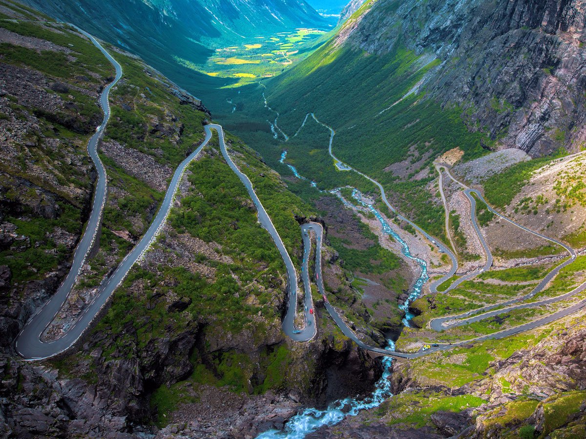Лестница троллей, Норвегия.jpg
