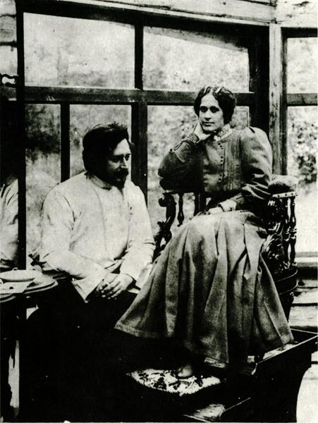 10 Леонид Андреев с женой Анной 1903.jpg