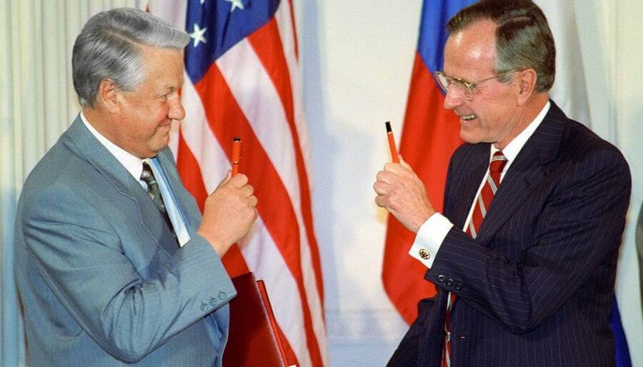 Борис Ельцин и Джордж Буш-старший.