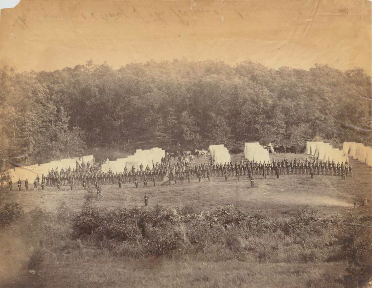 Лагерь.jpg camp-at-gettysburg-elevated-view-of-troops-and-officers-in-_3110012125_o.jpg