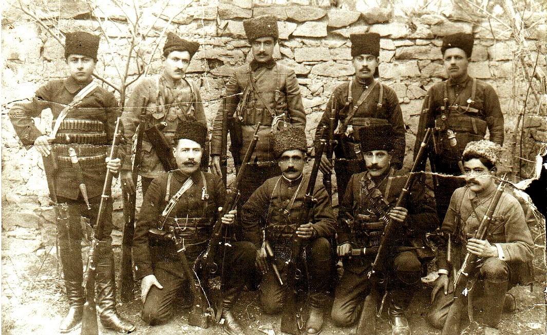 Армянские отряды самообороны.