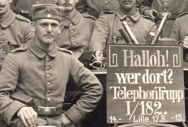 «Алло! Кто там? Телефонные войска». 1915.jpg