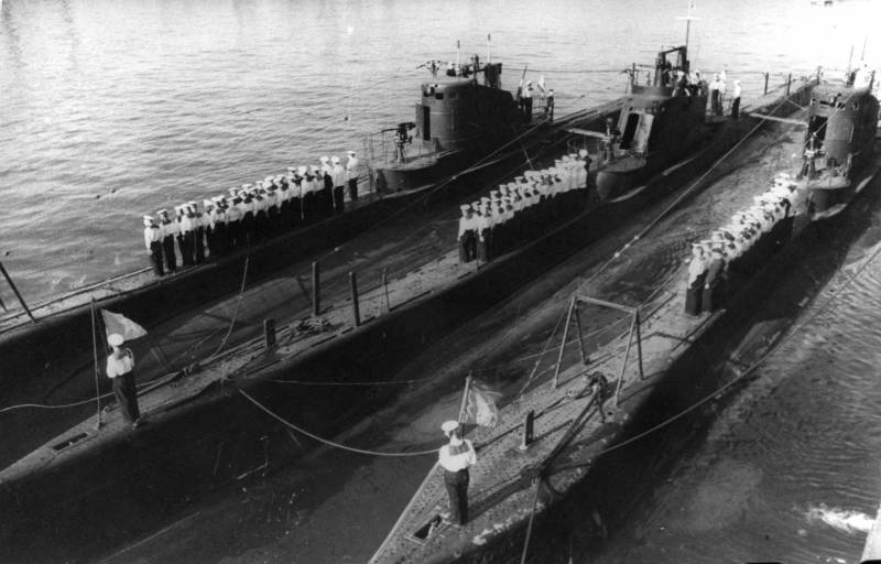 Подводные лодки типа Щ_Щуки.jpg