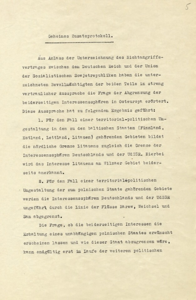 Секретный дополнительный протокол на немецком языке. 1-я страница.