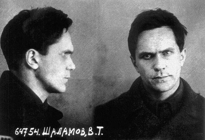 В. Т. Шаламов. Фотография из следственного дела, 1937 год.jpg