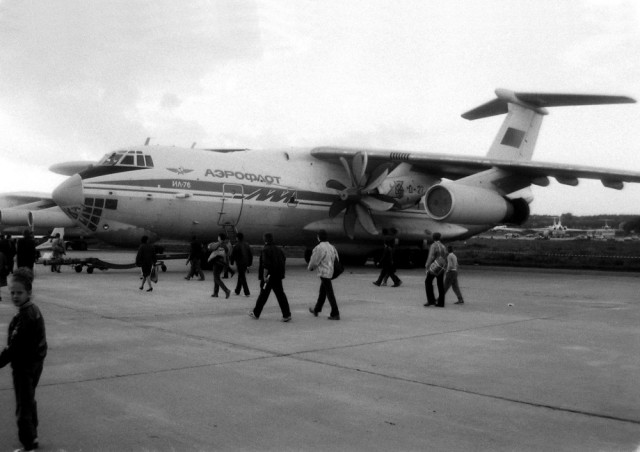 Летающая лаборатория Ил-76 с двигателем Д-27 который в последствии был использован на Ан-70