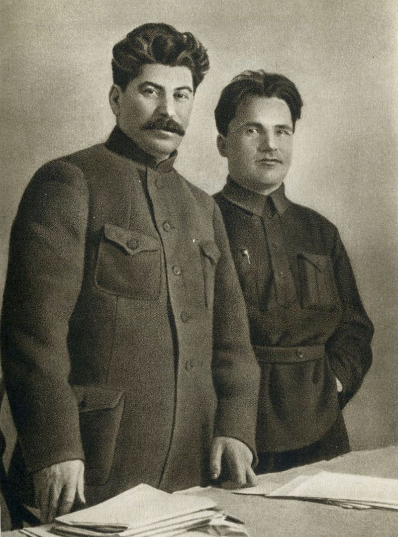 Иосиф Сталин и Сергей Киров.jpg Иосиф Сталин и Сергей Киров.jpg