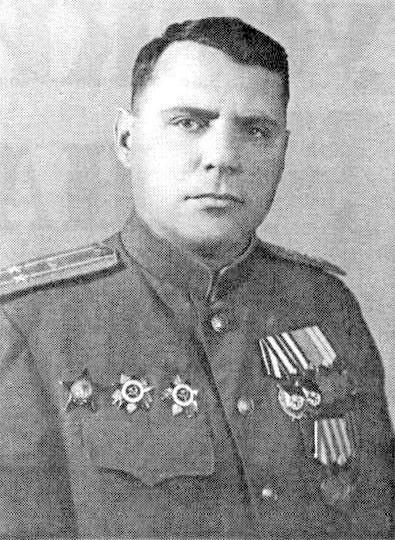Летчик и писатель Дмитрий Пантелеевич Панов.jpg Летчик и писатель Дмитрий Пантелеевич Панов.jpg