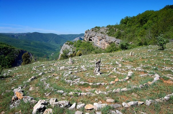 Молебская аномальная зона.jpg