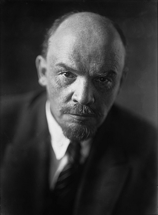 Владимир Ленин.