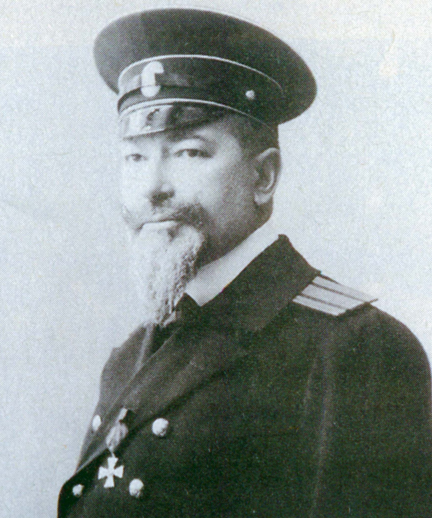 Карцов Виктор Андреевич (1968-1936). В 1904 г. командир миноносца «Властный». Источник: museumnahimov.ru Карцов Виктор Андреевич (1968-1936). В 1904 г. командир миноносца «Властный». Источник: museumnahimov.ru