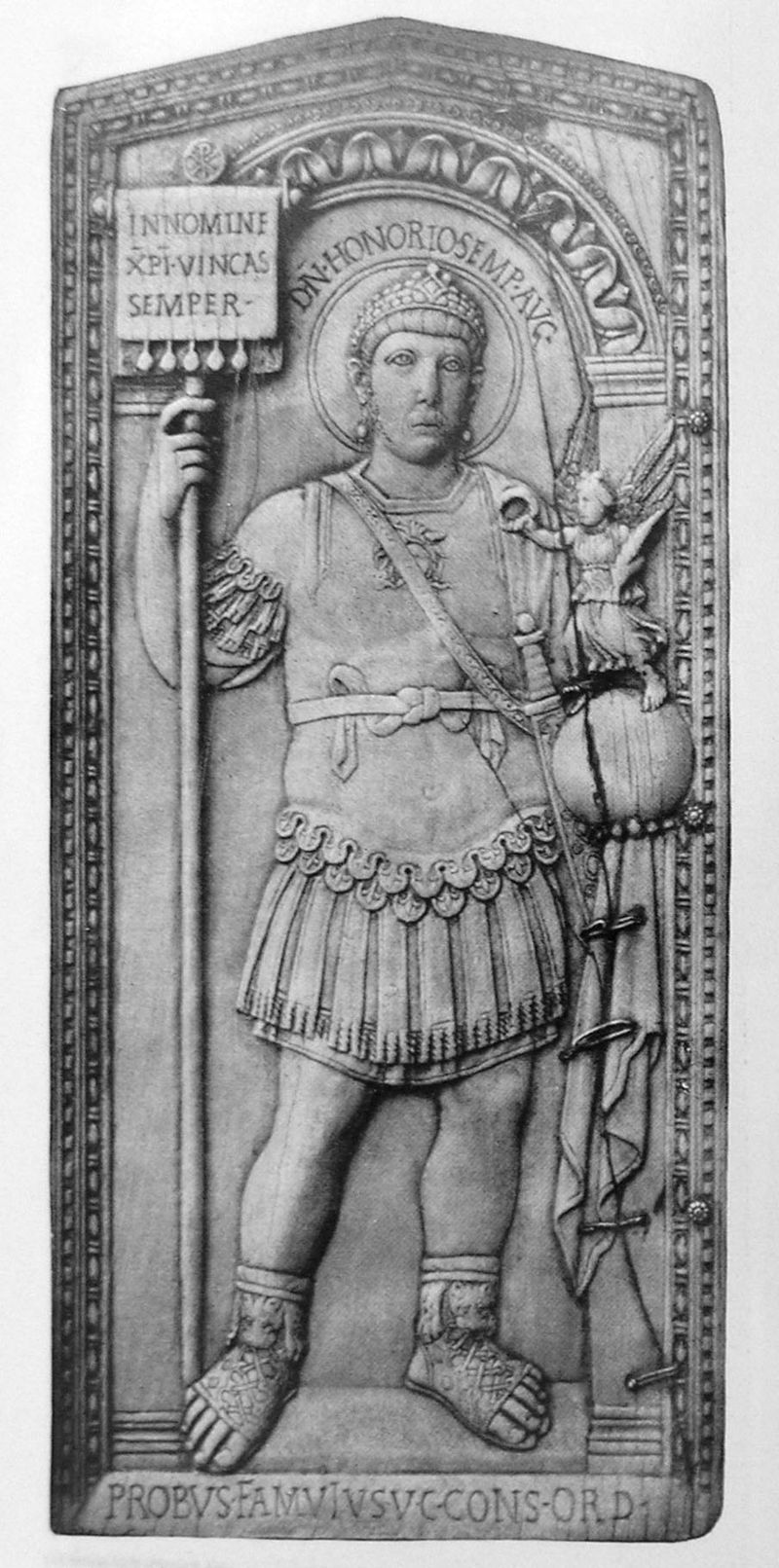 Изображение Гонория на диптихе Аниция Проба. (Wikimedia.Commons) 2.jpg